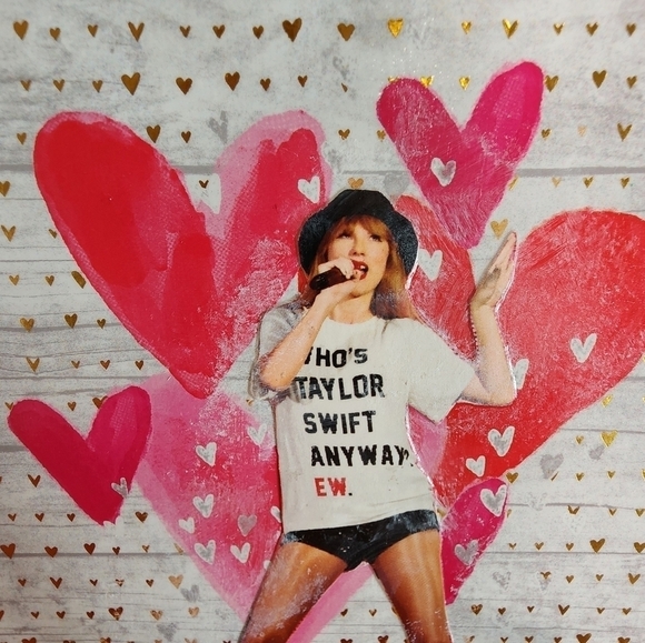 Taylor Swift Red Inspired Keepsake/Gift Box - Picture 6 of 6